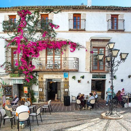The Old House Marbella Hotel Exterior photo